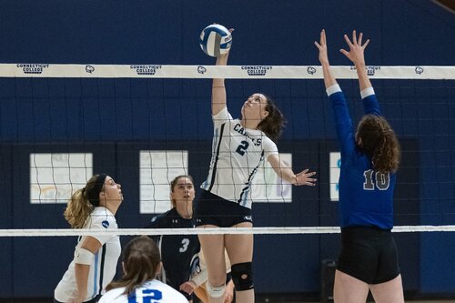 Women's Volleyball vs. Colby
Fall Weekend 2021
Oct. 2, 2021