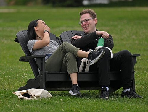 Reunion 2025 Class of ’75 President’s Champagne Reception Friday, May 30, 2025 in the Oak tent on Tempel Green. (Connecticut College photos by Sean D. Elliot)