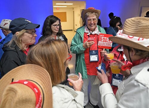 Reunion 2025 Mix, Mingle, Mimosa Saturday, May 31, 2025 at Cummings Patio. (Connecticut College photos by Sean D. Elliot)