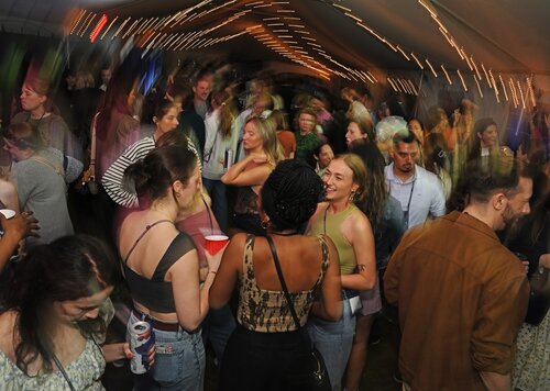 Reunion 2025 Late Night Dance Party with James “DJ E@ZY” Jackson ’11 Friday, May 30, 2025 in the Oak Tent. (Connecticut College photos by Sean D. Elliot)