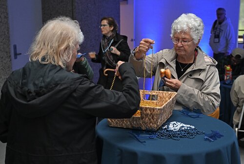 Reunion 2025 Mix, Mingle, Mimosa Saturday, May 31, 2025 at Cummings Patio. (Connecticut College photos by Sean D. Elliot)
