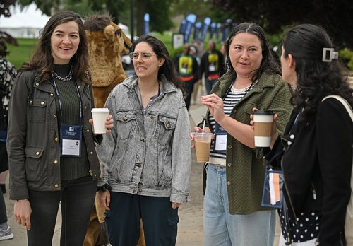 Reunion 2025 Mix, Mingle, Mimosa Saturday, May 31, 2025 at Cummings Patio. (Connecticut College photos by Sean D. Elliot)