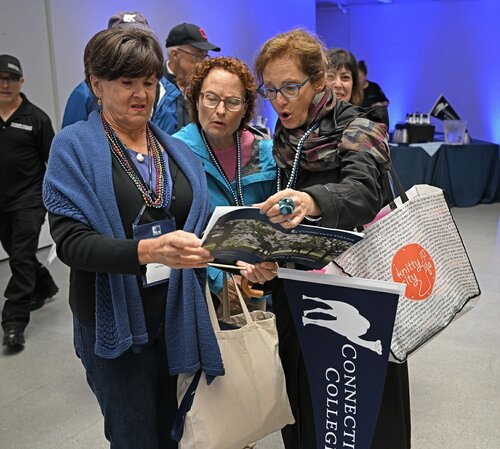 Reunion 2025 Mix, Mingle, Mimosa Saturday, May 31, 2025 at Cummings Patio. (Connecticut College photos by Sean D. Elliot)