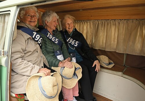 Reunion 2025 Mix, Mingle, Mimosa Saturday, May 31, 2025 at Cummings Patio. (Connecticut College photos by Sean D. Elliot)