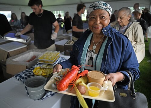 Reunion 2025 New England Lobster Bake Friday, May 30, 2025 in the main tent on Tempel Green. (Connecticut College photos by Sean D. Elliot)
