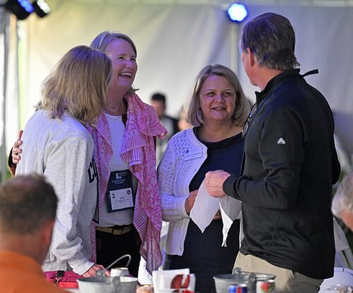 Reunion 2025 New England Lobster Bake Friday, May 30, 2025 in the main tent on Tempel Green. (Connecticut College photos by Sean D. Elliot)