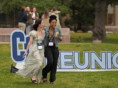 Reunion 2025 New England Lobster Bake Friday, May 30, 2025 in the main tent on Tempel Green. (Connecticut College photos by Sean D. Elliot)