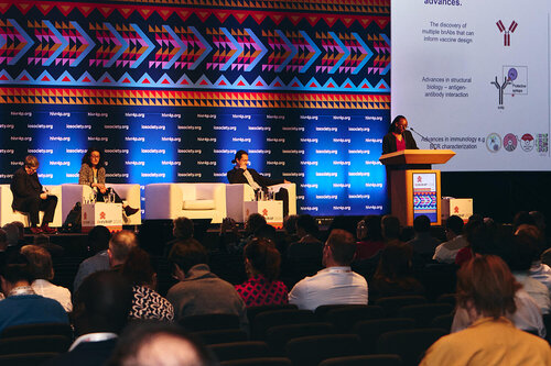 HIVR4P, the 5th HIV Research for Prevention Conference. Lima, Peru. 9 October, 2024

PL03 
Back to the future
speakers

©️ Nicole Bergman / IAS