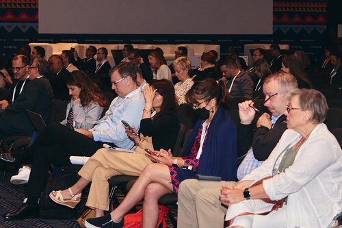 HIVR4P, the 5th HIV Research for Prevention Conference. Lima, Peru. 9 October, 2024

PL03 
Back to the future
Attendants

©️ Nicole Bergman / IAS