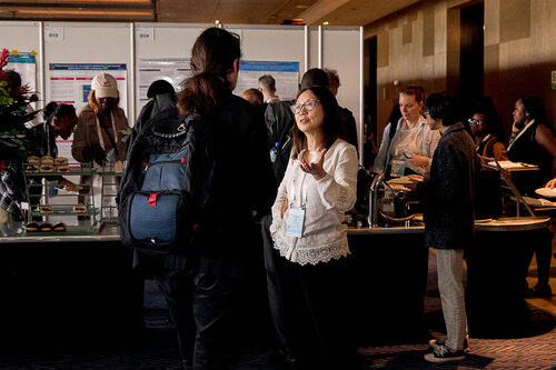 HIVR4P, the 5th HIV Research for Prevention Conference. Lima, Peru. 8 October, 2024

Meet the experts lunch
Speakers and researchers networking.

©️ Nicole Bergman / IAS