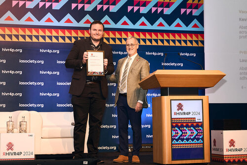 HIVR4P, the 5th HIV Research for Prevention Conference. Lima, Peru. 10 October, 2024

PL04 Realising the promise
Award presenter Cesar Boggiano (National Institutes of Health) 
and award recipients:
• Maroney (University of Alabama)


©️ Nicole Bergman / IAS