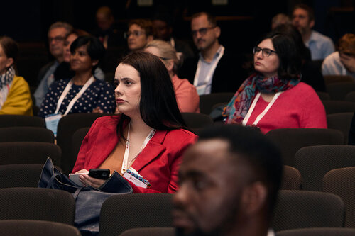 SAT05
Beyond prevention: harnessing HIV vaccines for an HIV cure
Audience

©️ Nicole Bergman / IAS