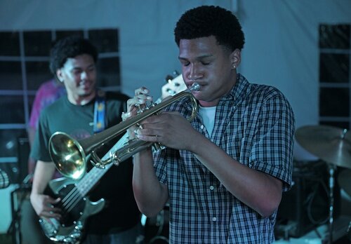Student bands Brisa Azul and Marmalady perform as part of Arbofest for Fall Weekend Thursday, September 25, 2025 on Tempel Green. The event was moved to the Fall Weekend tent on Tempel Green due to weather. (Connecticut College photos by Sean D. Elliot)