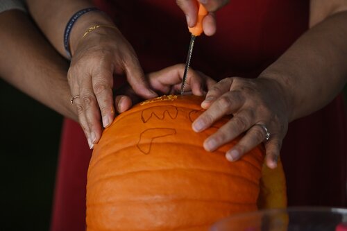 First day of Fall Weekend with pumpkin carving and opening reception Friday, September 26, 2025. (Connecticut College photos by Sean D. Elliot)