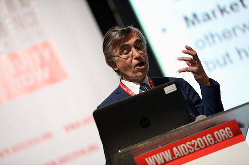 21st International AIDS Conference (AIDS 2016), Durban, South Africa.
Opportunities for and Challenges to Sustainable Financing of the AIDS Response
Symposia Session
Wednesday 20 July : Venue -Session Room 11
Philippe Douste-Blazy, Special Advisor to the United Nations Secretary-General on Innovative Finance for Development, France 
Photo©International AIDS Society/Abhi Indrarajan