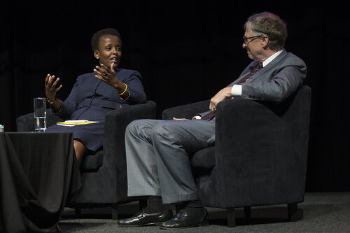 Accelerating the Decline of the Burden and Incidence of HIV in Sub-Saharan Africa (WESS01) Special Session.
Accelerating the Decline of the Burden and Incidence of HIV in Sub-Saharan Africa (WESS01) Special Session.
Bill Gates and Nduku Kilonzo, 20 July, 2016.
Photo©International AIDS Society/Rogan Ward