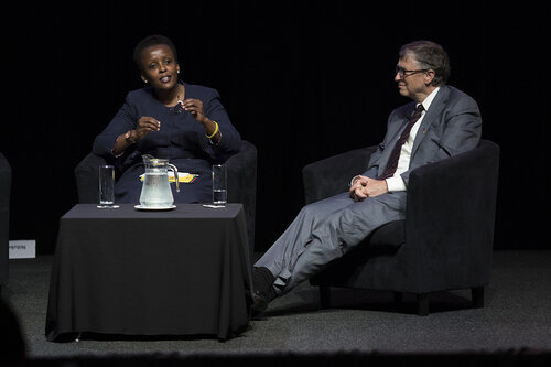 Accelerating the Decline of the Burden and Incidence of HIV in Sub-Saharan Africa (WESS01) Special Session.
Accelerating the Decline of the Burden and Incidence of HIV in Sub-Saharan Africa (WESS01) Special Session.
Bill Gates and Nduku Kilonzo, 20 July, 2016.
Photo©International AIDS Society/Rogan Ward