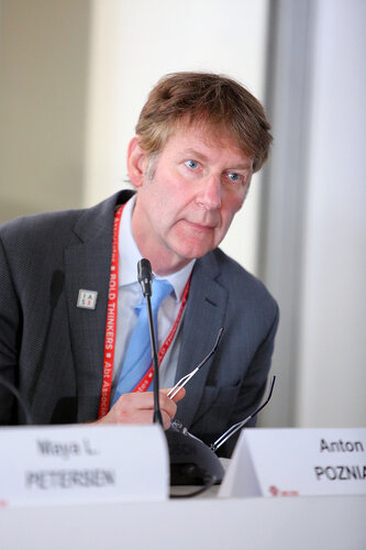 21st International AIDS Conference (AIDS 2016), Durban, South Africa.
Wednesday 20 July : Venue DURBAN ICC - Press Conference Room 2 (In Media Centre)
Official Press Conference : Scaling up HIV Treatment in the Developing World
Anton Pozniak
Photo©International AIDS Society/Abhi Indrarajan