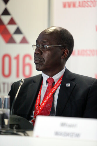 21st International AIDS Conference (AIDS 2016), Durban, South Africa.
Wednesday 20 July : Venue DURBAN ICC - Press Conference Room 2 (In Media Centre)
Official Press Conference : Scaling up HIV Treatment in the Developing World
James Hakim

Photo©International AIDS Society/Abhi Indrarajan