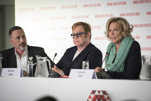 21st International AIDS Conference (AIDS 2016), Durban, South Africa.
Photo shows the PEPFAR and Elton John AIDS Foundation Press Conference. Left to Right: David Furnish, Chairman, Elton John AIDS Foundation; Sir Elton John, Founder, Elton John AIDS Foundation; Ambassador Deborah Birx, United States Global AIDS Coordinator.
Photo©International AIDS Society/Steve Forrest/Workers' Photos