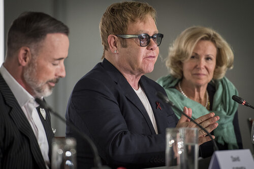 21st International AIDS Conference (AIDS 2016), Durban, South Africa.
Photo shows the PEPFAR and Elton John AIDS Foundation Press Conference. Left to Right: David Furnish, Chairman, Elton John AIDS Foundation; Sir Elton John, Founder, Elton John AIDS Foundation; Ambassador Deborah Birx, United States Global AIDS Coordinator.
Photo©International AIDS Society/Steve Forrest/Workers' Photos