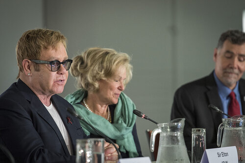 21st International AIDS Conference (AIDS 2016), Durban, South Africa.
Photo shows the PEPFAR and Elton John AIDS Foundation Press Conference. Left to Right: Sir Elton John, Founder, Elton John AIDS Foundation; Ambassador Deborah Birx, United States Global AIDS Coordinator; Chris Beyrer, President International AIDS Society.
Photo©International AIDS Society/Steve Forrest/Workers' Photos
