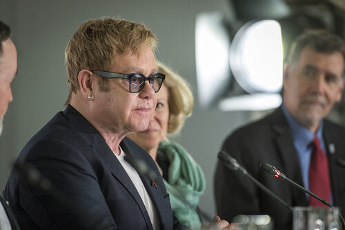 21st International AIDS Conference (AIDS 2016), Durban, South Africa.
Photo shows the PEPFAR and Elton John AIDS Foundation Press Conference. Left to Right: Sir Elton John, Founder, Elton John AIDS Foundation; Ambassador Deborah Birx, United States Global AIDS Coordinator; Chris Beyrer, President International AIDS Society.
Photo©International AIDS Society/Steve Forrest/Workers' Photos