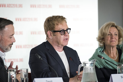 21st International AIDS Conference (AIDS 2016), Durban, South Africa.
Photo shows the PEPFAR and Elton John AIDS Foundation Press Conference. Left to Right: David Furnish, Chairman, Elton John AIDS Foundation; Sir Elton John, Founder, Elton John AIDS Foundation; Ambassador Deborah Birx, United States Global AIDS Coordinator.
Photo©International AIDS Society/Steve Forrest/Workers' Photos