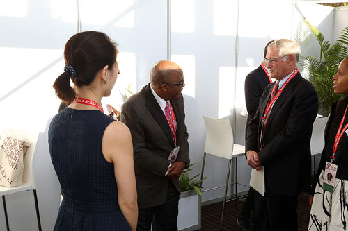 21st International AIDS Conference (AIDS 2016), Durban, South Africa.
Wednesday July 2016, VENUE : Durban ICC (Green Room)
Wednesday Plenary
Backstage Pictures before going onto stage
Photo©International AIDS Society/Abhi Indrarajan