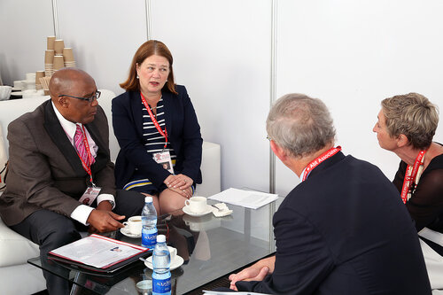 21st International AIDS Conference (AIDS 2016), Durban, South Africa.
Wednesday July 2016, VENUE : Durban ICC (Green Room)
Wednesday Plenary
Backstage Pictures before going onto stage
Photo©International AIDS Society/Abhi Indrarajan