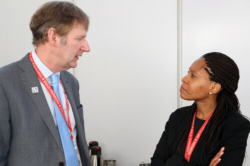 21st International AIDS Conference (AIDS 2016), Durban, South Africa.
Wednesday July 2016, VENUE : Durban ICC (Green Room)
Wednesday Plenary
Backstage Pictures before going onto stage
Photo©International AIDS Society/Abhi Indrarajan