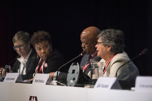 21st International AIDS Conference (AIDS 2016), Durban, South Africa.
Photo shows the 'Courage in Leadership: World Leaders with the Political Will to Remove Punitive Laws session.
From Left to Right: Laurel Sprague, HIV Justice Network, United States; Barbara Lee, United States Congress, United States; Jeffrey Radebe, Minister in the Presidency for Planning, Performance, Monitoring, Evaluation and Administration, South Africa; Ruth Dreifuss, Former President, Switzerland.
Photo©International AIDS Society/Steve Forrest/Workers' Photos
