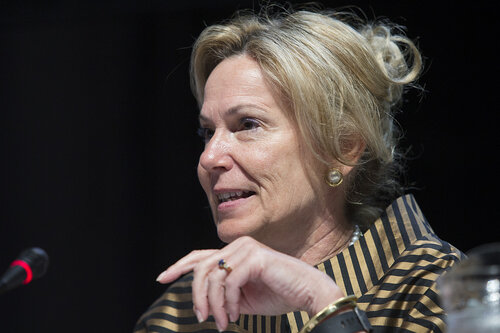 21st International AIDS Conference (AIDS 2016), Durban, South Africa.
Turning the Tide for Adolescent Girls and Young Women: How Realizing Gender Equality and Securing Women’s Human Rights are Essential for Reaching the End of AIDS (TUSY0603)
Deborah Birx, The U.S. President's Emergency Plan for AIDS Relief (PEPFAR), United States speaks, 19 July, 2016.
Photo©International AIDS Society/Rogan Ward