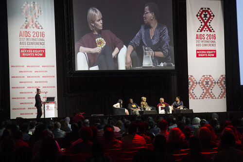 21st International AIDS Conference (AIDS 2016), Durban, South Africa.
Where are we now? (TUPL01).   speaks, 19 July, 2016.
Photo©International AIDS Society/Rogan Ward