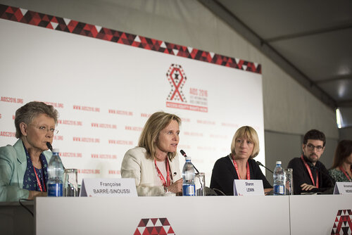 21st International AIDS Conference (AIDS 2016), Durban, South Africa.
Photo shows the official HIV Cure Research Press Conference.
Photo©International AIDS Society/Steve Forrest/Workers' Photos