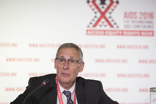 21st International AIDS Conference (AIDS 2016), Durban, South Africa.
Photo shows the 'Ongoing Search for a Vaccine' Official Press Conference.
Carl W. Dieffenbach, Director, Division of AIDS, National Institute of Allergy and Infectious Diseases Speaking.
Photo©International AIDS Society/Steve Forrest/Workers' Photos