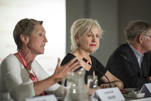 21st International AIDS Conference (AIDS 2016), Durban, South Africa.
Photo shows the 'Ongoing Search for a Vaccine' Official Press Conference.
Left to Right: Linda-Gail Bekker, President-Elect, International AIDS Society, Deputy Director, Desmond Tutu HIV Centre at the Institute of Infectious Disease and Molecular Medicine; Glenda Gray (Centre), President and CEO, South African Medical Research.
Photo©International AIDS Society/Steve Forrest/Workers' Photos