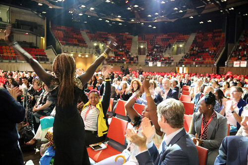 21st International AIDS Conference (AIDS 2016), Durban, South Africa.
Tuesday 19th July 2016, VENUE : Durban ICC Session Hall 1
Tuesday Plenary

Photo©International AIDS Society/Abhi Indrarajan