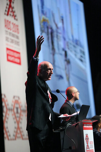 21st International AIDS Conference (AIDS 2016), Durban, South Africa.
Tuesday 19th July 2016, VENUE : Durban ICC Session Hall 1
Tuesday Plenary
Speaker Jonathan Mann
Photo©International AIDS Society/Abhi Indrarajan