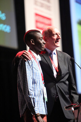 21st International AIDS Conference (AIDS 2016), Durban, South Africa.
Tuesday 19th July 2016, VENUE : Durban ICC Session Hall 1
Tuesday Plenary
Speaker : Jonathan Mann with his Godson Sello Andy Morobi
Photo©International AIDS Society/Abhi Indrarajan