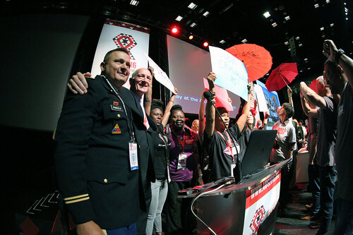 21st International AIDS Conference (AIDS 2016), Durban, South Africa.
Tuesday 19th July 2016, VENUE : Durban ICC Session Hall 1
Tuesday Plenary
Protesters on stage with dignitaries after Jonathan man invited them to come on stage
Photo©International AIDS Society/Abhi Indrarajan