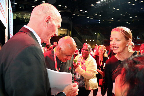 21st International AIDS Conference (AIDS 2016), Durban, South Africa.
Tuesday 19th July 2016, VENUE : Durban ICC Session Hall 1
Tuesday Plenary
Protesters on stage with dignitaries after Jonathan man invited them to come on stage
Photo©International AIDS Society/Abhi Indrarajan