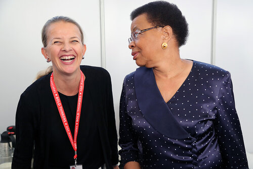 21st International AIDS Conference (AIDS 2016), Durban, South Africa.
Tuesday 19th July 2016, VENUE : Durban ICC (Green Room)
Tuesday Plenary
Princess Mabel of Orange-Nassau interacting with Graca Machel
Photo©International AIDS Society/Abhi Indrarajan