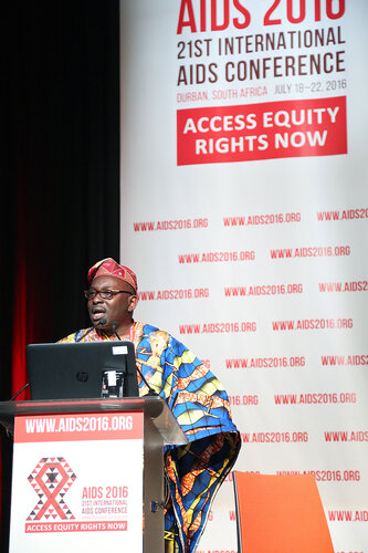 21st International AIDS Conference (AIDS 2016), Durban, South Africa.
THSA06 Moving from Silos to Solidarity
Thursday 21 July : Venue -Session Room 7
Luc Armand Bodea
Photo©International AIDS Society/Abhi Indrarajan
