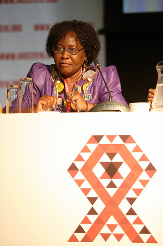 21st International AIDS Conference (AIDS 2016), Durban, South Africa.
THSA06 Moving from Silos to Solidarity
Thursday 21 July : Venue -Session Room 7
Co-Chair : Olive Shisana
Photo©International AIDS Society/Abhi Indrarajan