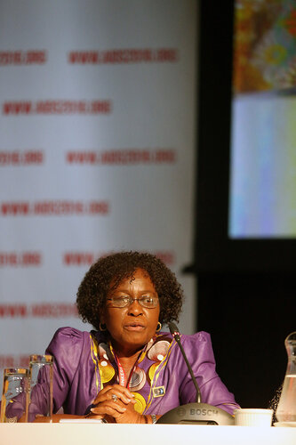 21st International AIDS Conference (AIDS 2016), Durban, South Africa.
THSA06 Moving from Silos to Solidarity
Thursday 21 July : Venue -Session Room 7
Co-Chair : Olive Shisana
Photo©International AIDS Society/Abhi Indrarajan