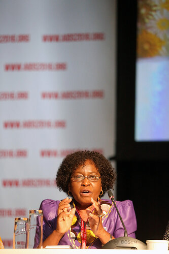21st International AIDS Conference (AIDS 2016), Durban, South Africa.
THSA06 Moving from Silos to Solidarity
Thursday 21 July : Venue -Session Room 7
Co-Chair : Olive Shisana
Photo©International AIDS Society/Abhi Indrarajan