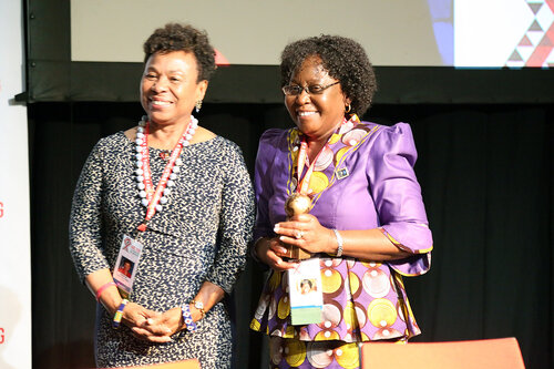 21st International AIDS Conference (AIDS 2016), Durban, South Africa.
THSA06 Moving from Silos to Solidarity
Thursday 21 July : Venue -Session Room 7
Barbara Lee Getting ready to recieve the award
Photo©International AIDS Society/Abhi Indrarajan