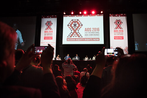 21st International AIDS Conference (AIDS 2016), Durban, South Africa. Photo shows: Ending AIDS with the Voices of Youth. Panel discussion (L-R) Kgomotso Matsuanyane, Elton John, HRH Prince Harry, Loyce Maturu, Brian Ssensalire, Carlo Andre Oliveras Rodriguez. Photo©International AIDS Society/Marcus Rose