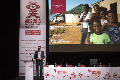 21st International AIDS Conference (AIDS 2016), Durban, South Africa.
Photo shows Trevor Mundel, President of Global Health, Bill and Melinda Gates Foundation, speaking at the TB2016 closing session.
Photo©International AIDS Society/Steve Forrest/Workers' Photos